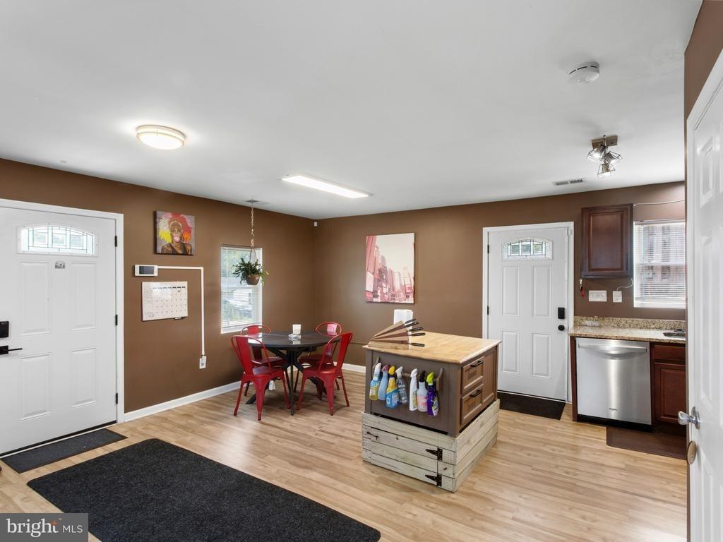 Carmody Hills Dr, Capitol Heights, MD 20743