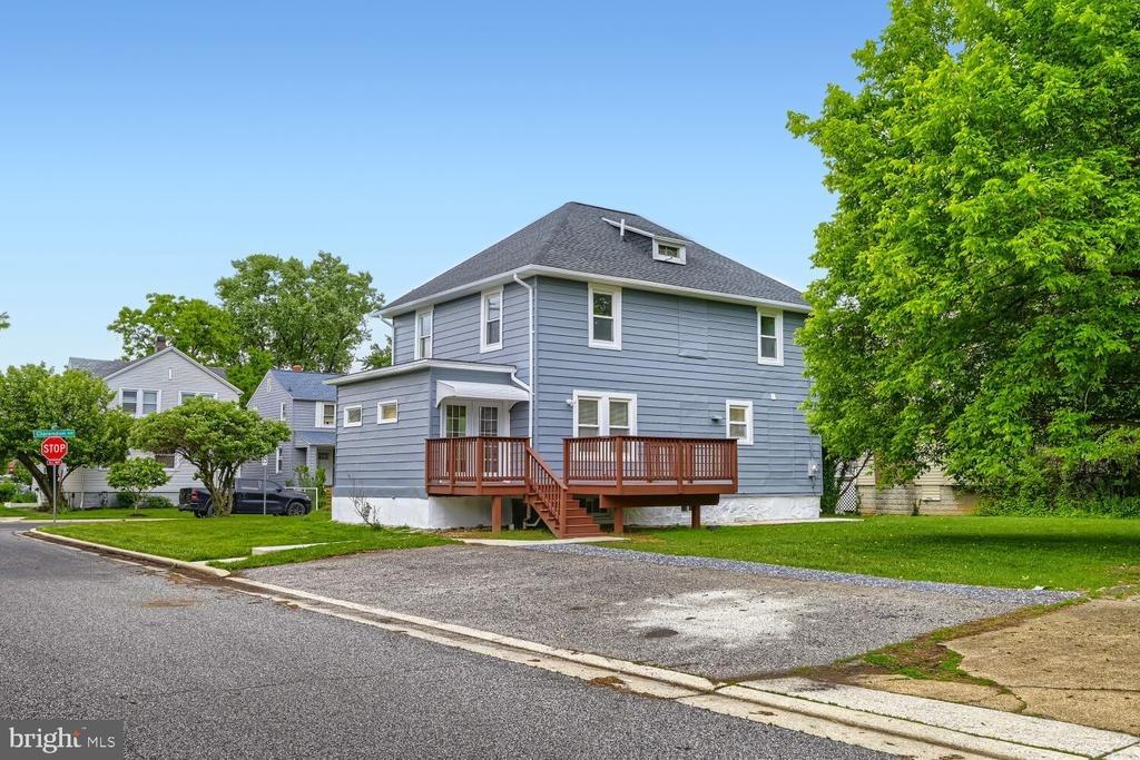 Clarendon Ave, Pikesville, MD 21208