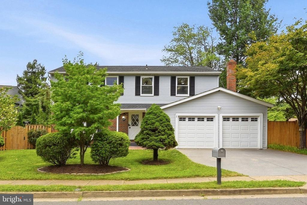 Appletree Dr Ne, Leesburg, VA 20176