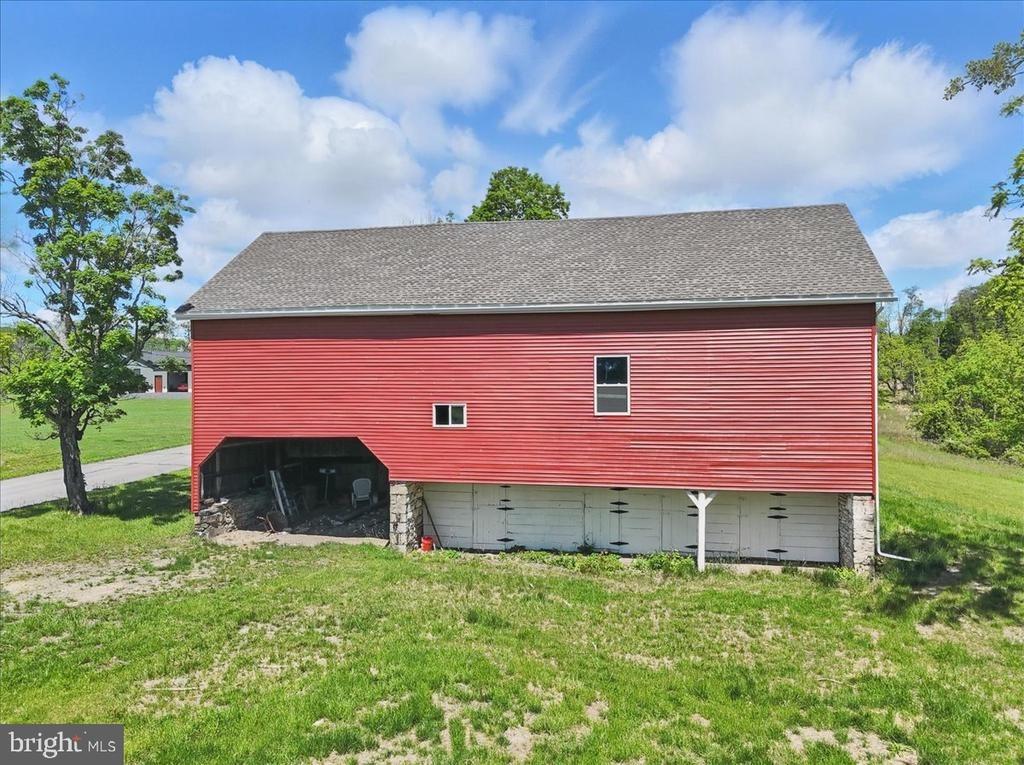 Bonser Rd, Saylorsburg, PA 18353