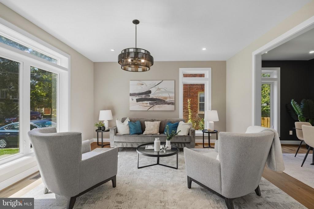 5th St S, Arlington, VA 22204