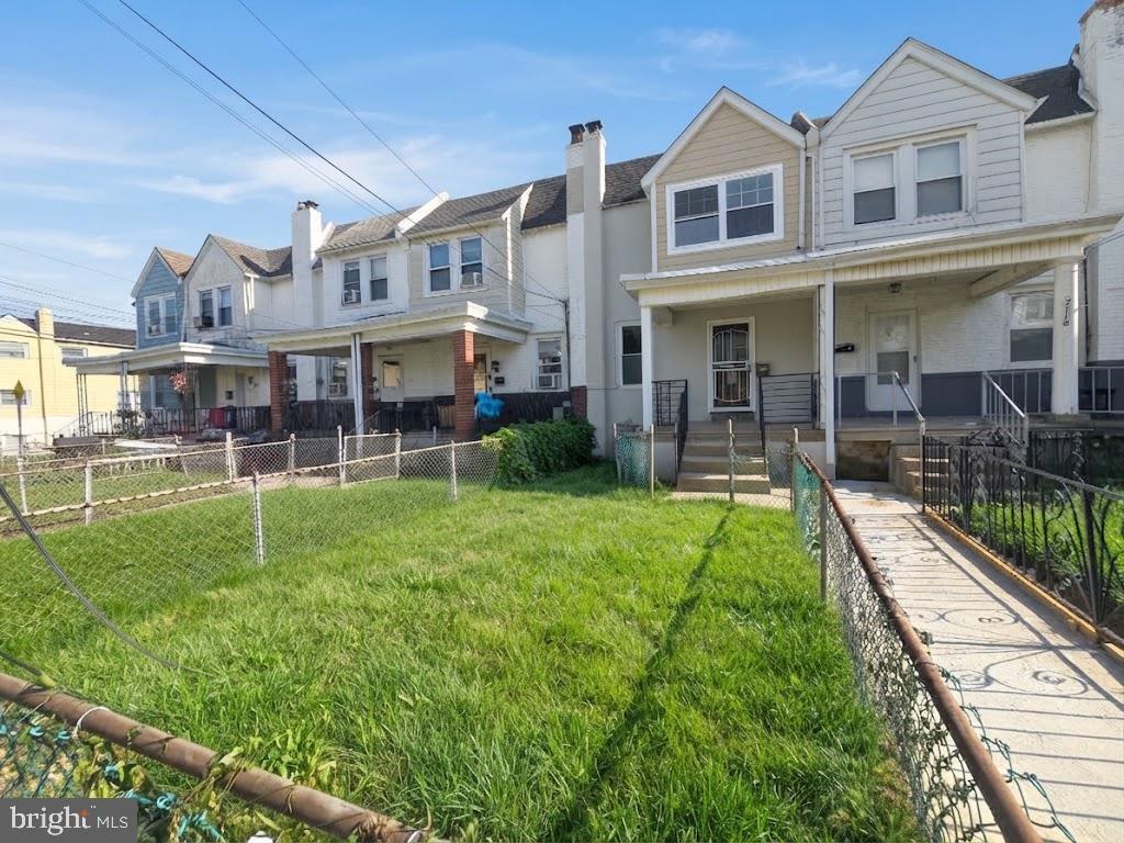 Clover Ln, Upper Darby, PA 19082