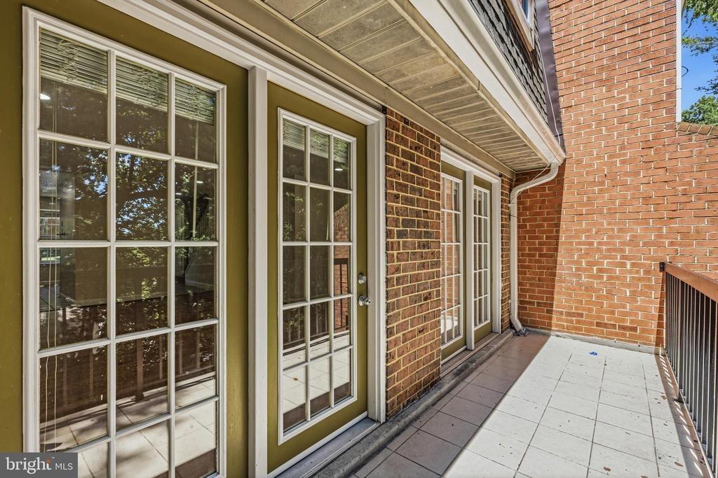 Chesterwood Dr, Silver Spring, MD 20906