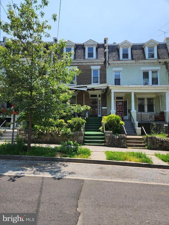 Allison St Nw, Washington, DC 20011