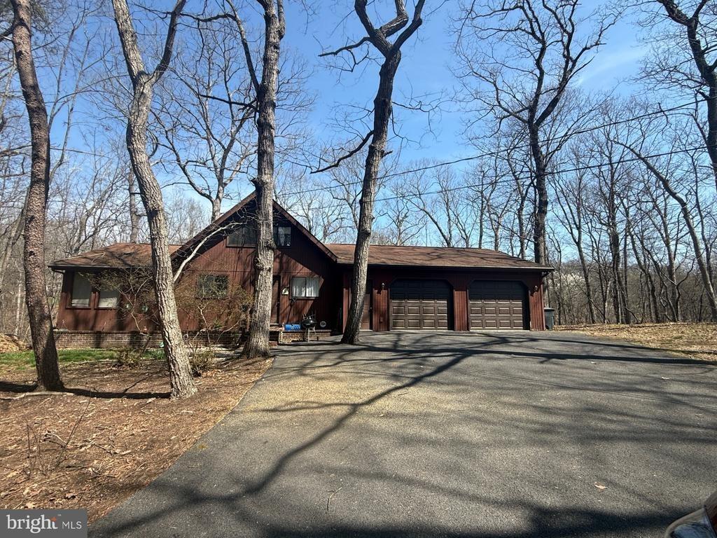 Mild Winter Rd, Hedgesville, WV 25427