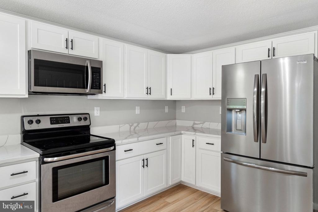 Bluejay Ct, Berkeley Springs, WV 25411