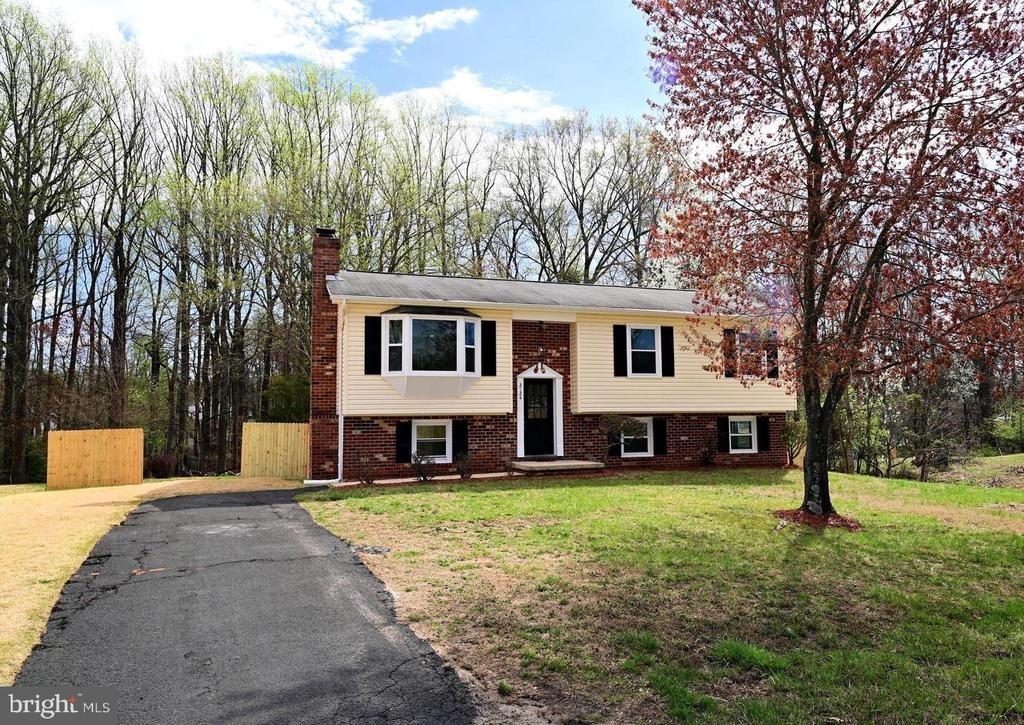 Bell Tree Ln, Waldorf, MD 20601
