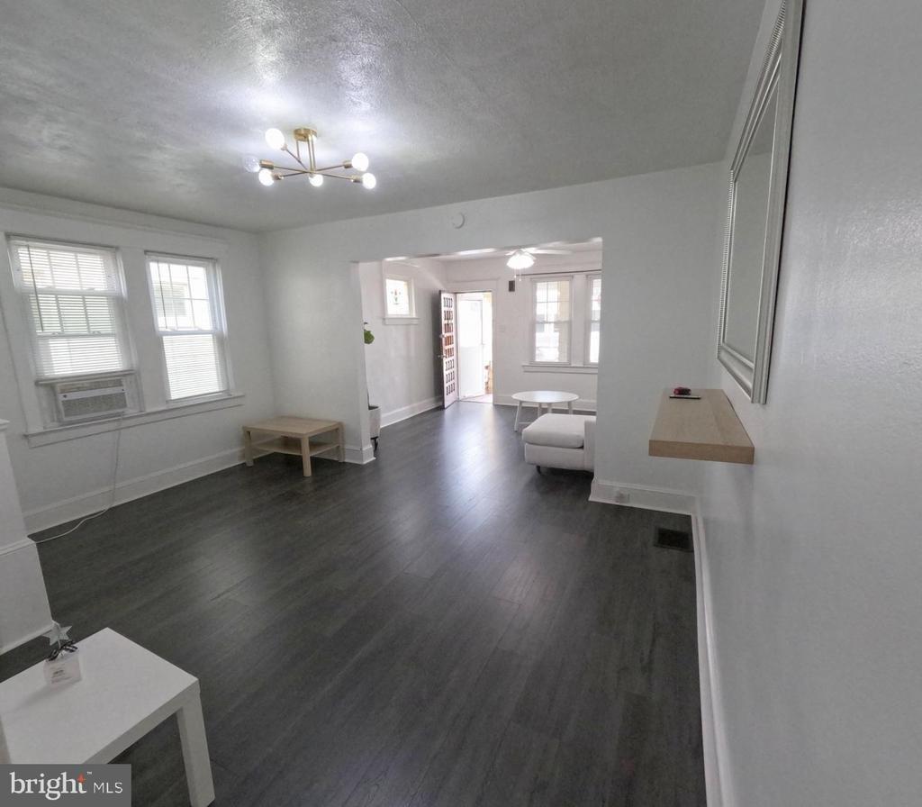 Newkirk Ave, Trenton, NJ 08629