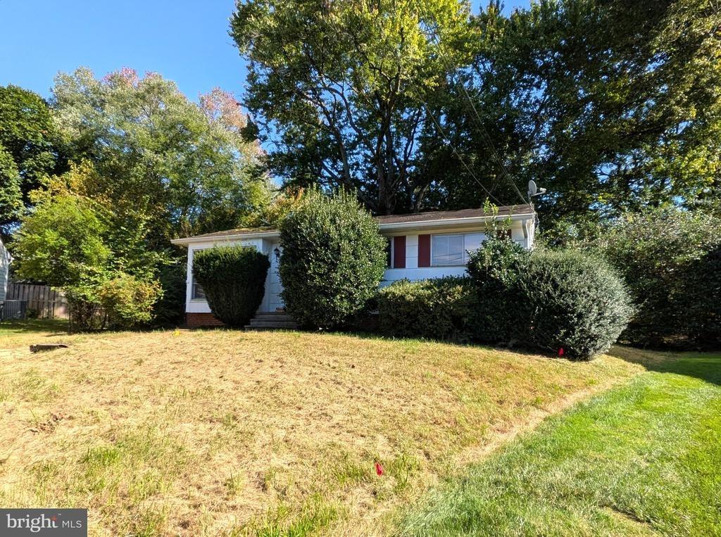 Patrick Cir Sw, Vienna, VA 22180