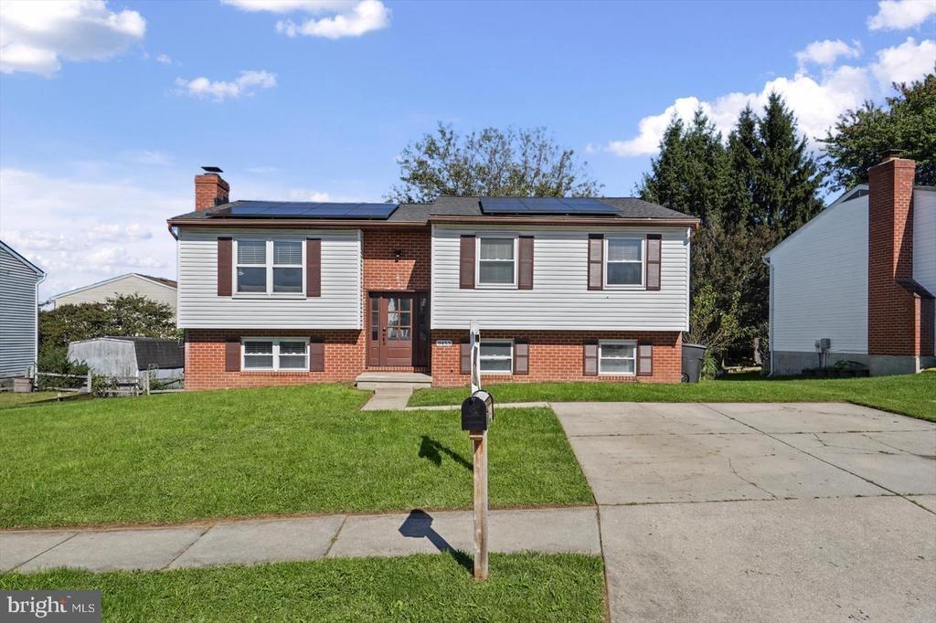 Seven Courts Dr, Nottingham, MD 21236