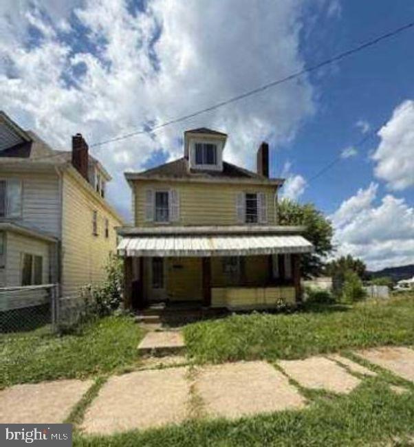 Taylor Ave, New Kensington, PA 15068