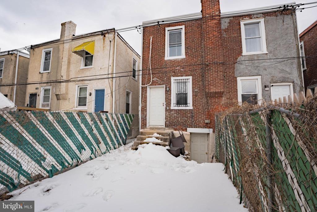 N Woodstock St, Philadelphia, PA 19138