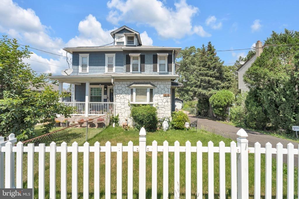Engard Ave, Pennsauken, NJ 08110