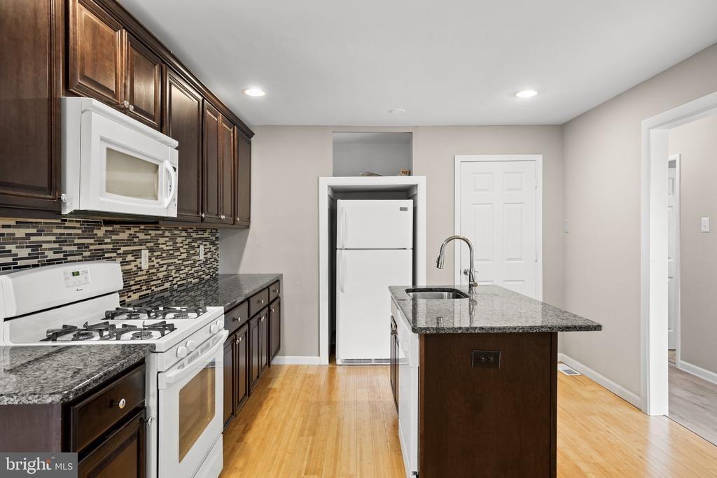 Baker Blvd, Marlton, NJ 08053