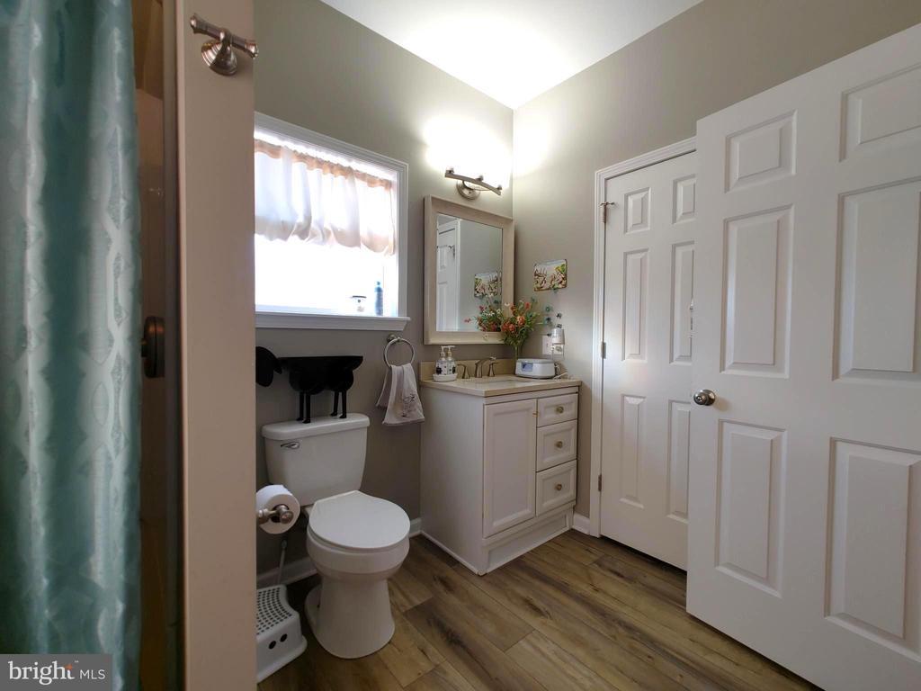 Kings Orchard Ln, Montross, VA 22520