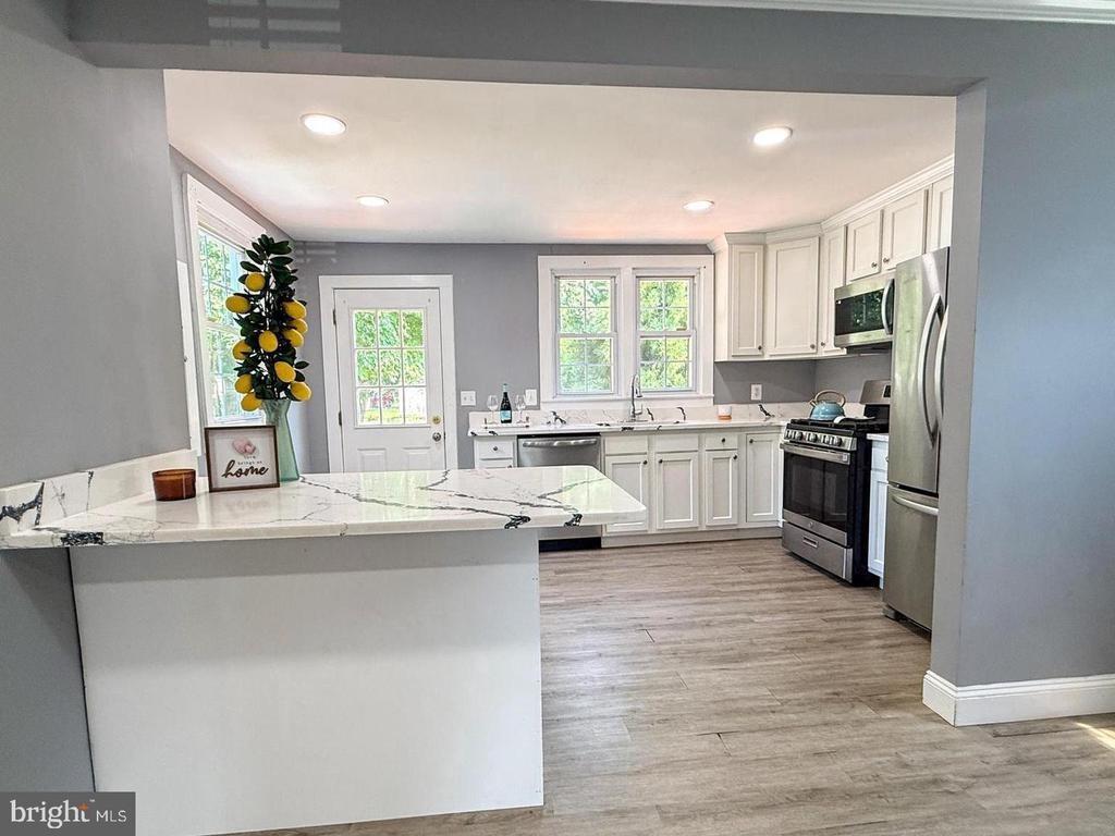 Oakdale Ave, Rosedale, MD 21237