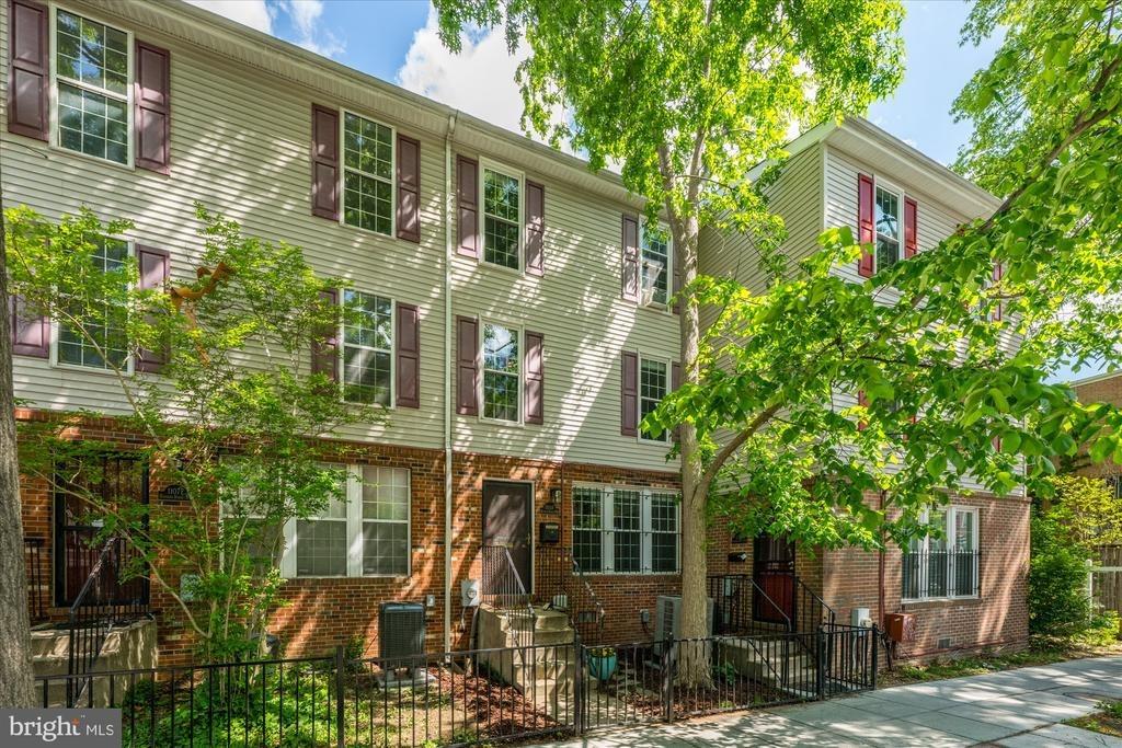 Harvard St Nw, Washington, DC 20009