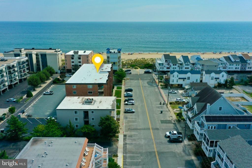 141st St, Ocean City, MD 21842