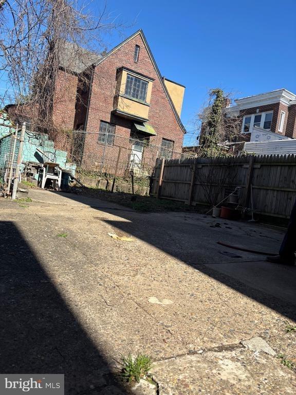 Magnolia Ave, Camden, NJ 08103