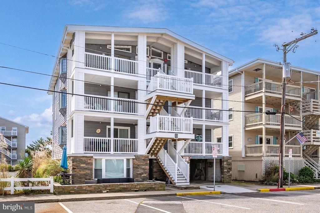 75th St, Ocean City, MD 21842