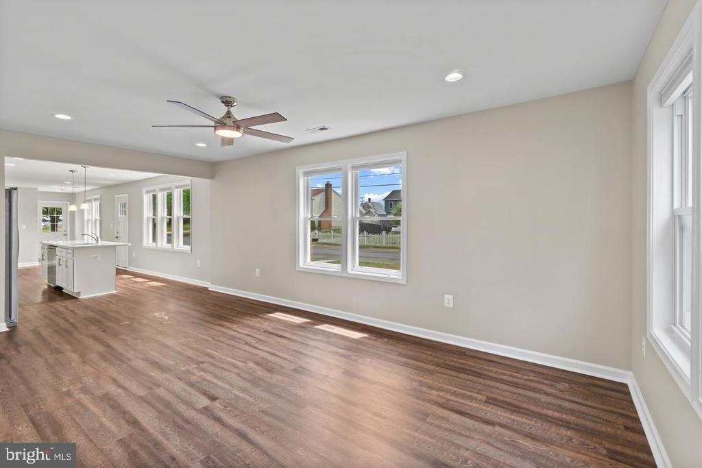 Montrose Rd, Pasadena, MD 21122