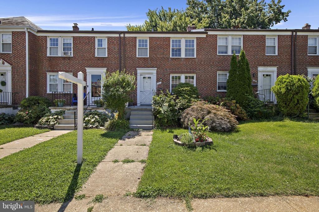 Regent Park Rd, Catonsville, MD 21228