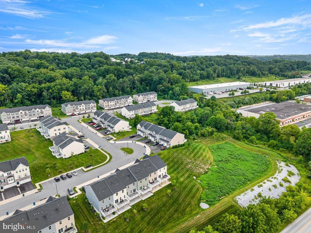 Chase Dr, Downingtown, PA 19335