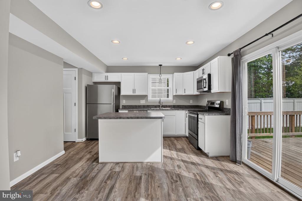 S Loudoun St, Strasburg, VA 22657