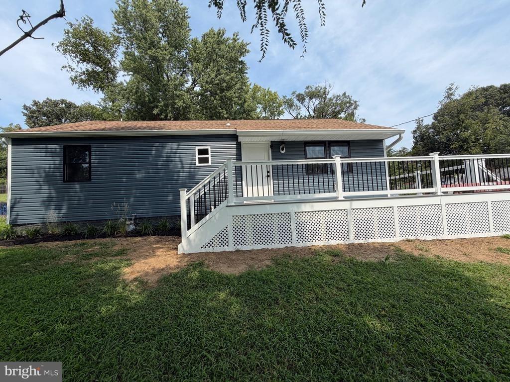 Walnut St, Woodbridge, VA 22191