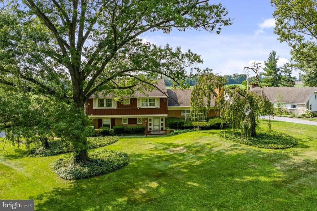 Country Club Dr, Lancaster, PA 17601