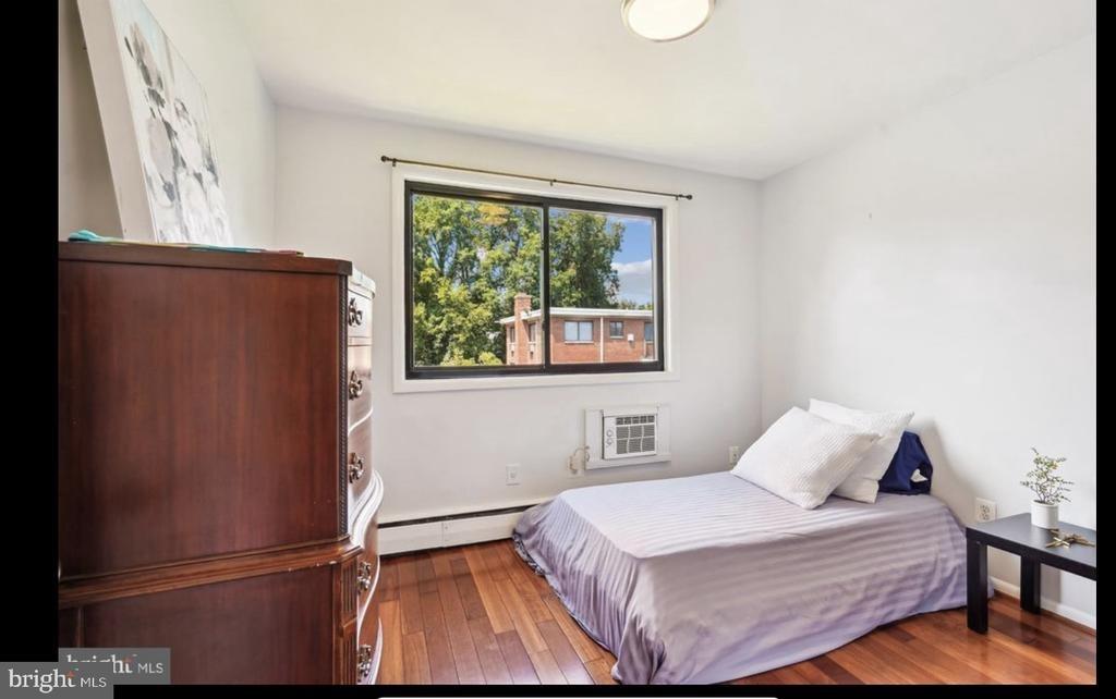 Annandale Rd, Falls Church, VA 22042