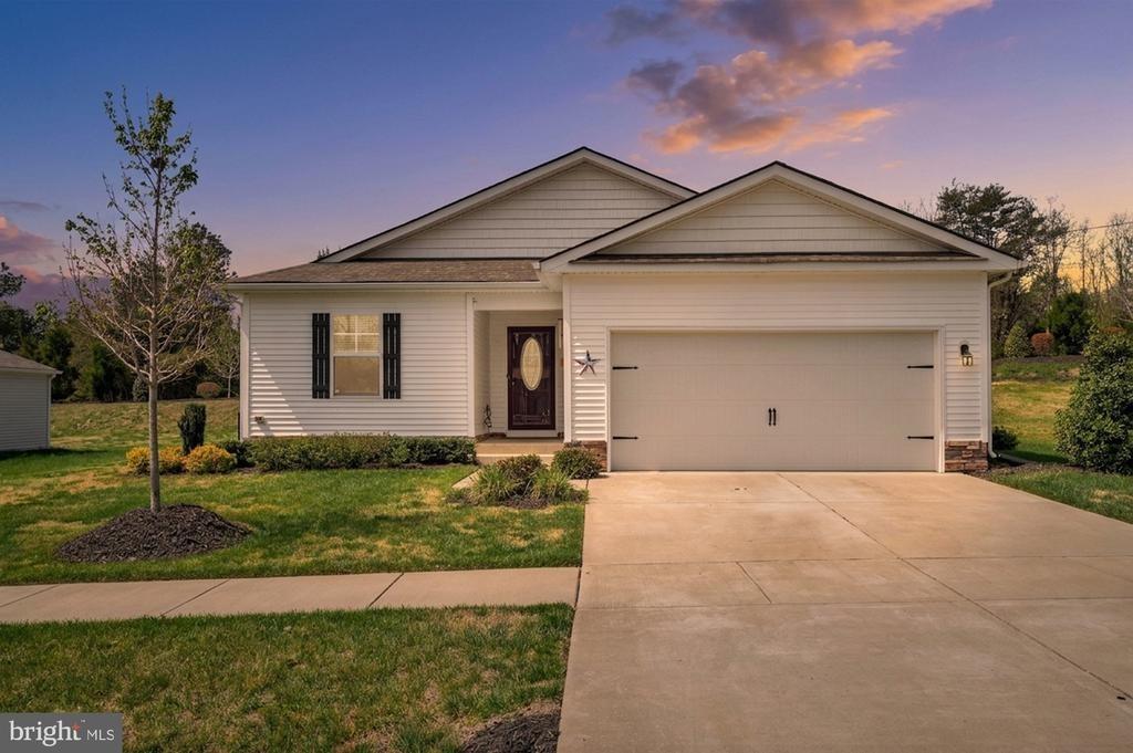 Grant Ct, Bowling Green, VA 22427