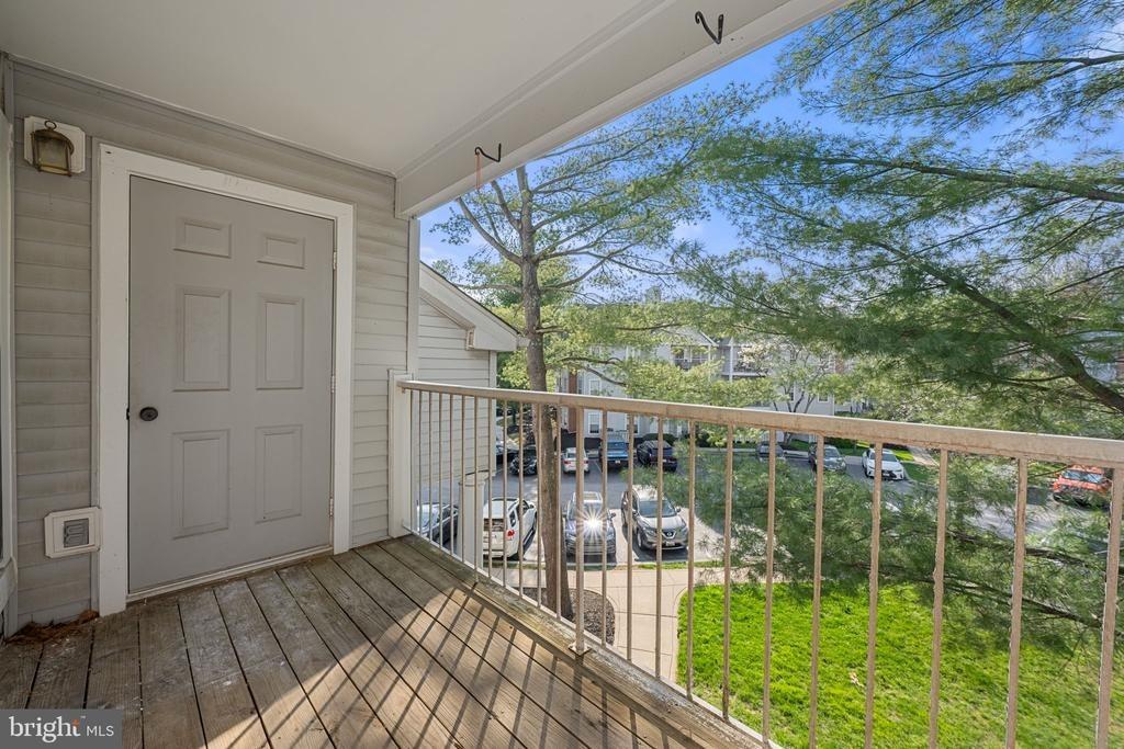 Silverbrook Ln, Owings Mills, MD 21117