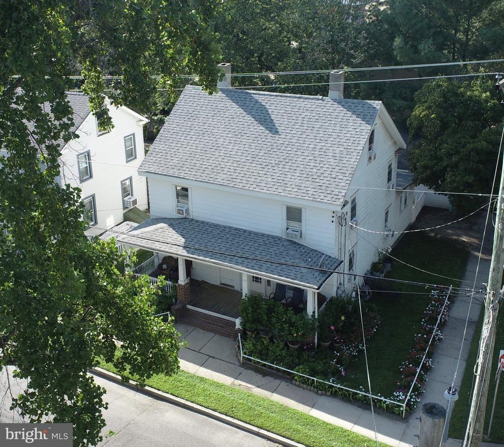 Peach St, Hammonton, NJ 08037
