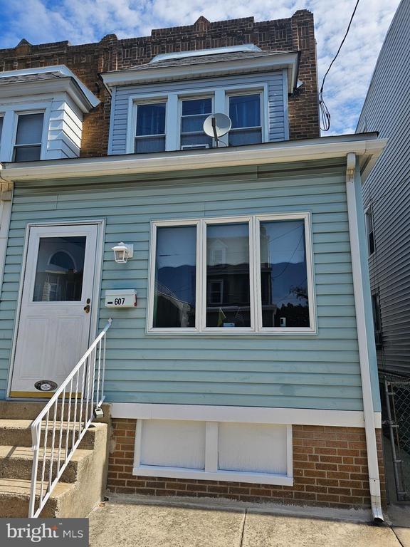 Hunter St, Gloucester City, NJ 08030