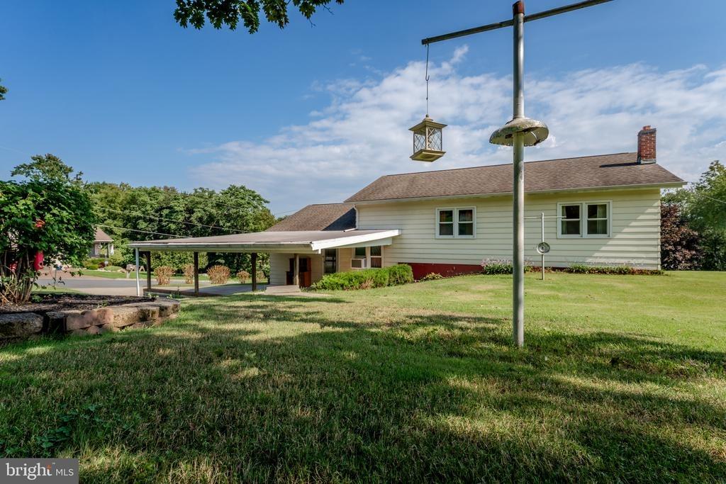 Brook Dr, Lehighton, PA 18235