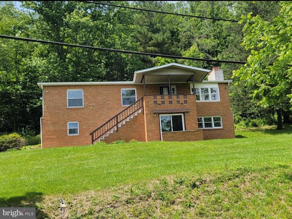 Pounds Hollow Rd, Morgantown, WV 26508