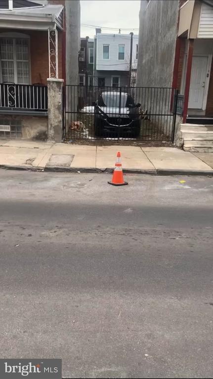 N 16th St, Philadelphia, PA 19140