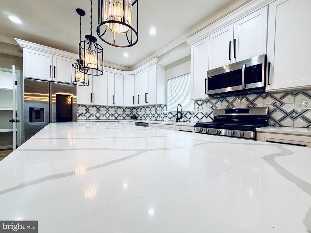 Beach Dr, Baltimore, MD 21222