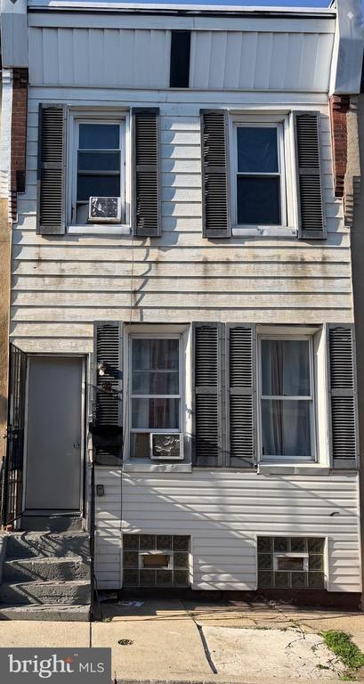 E Clementine St, Philadelphia, PA 19134