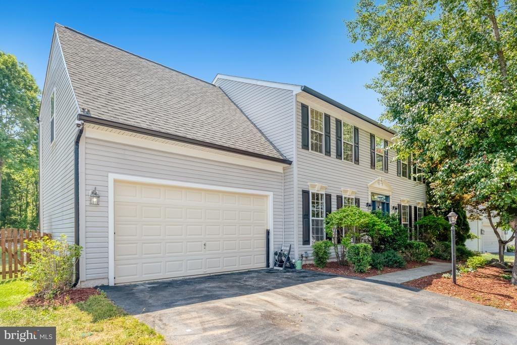 Avenel Ln, Dumfries, VA 22026