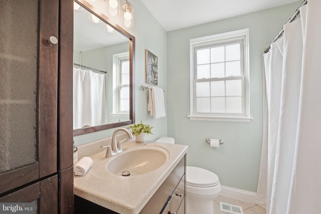 29th St S, Arlington, VA 22206