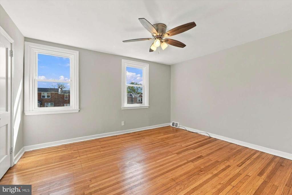 Brunswick Ave, Drexel Hill, PA 19026