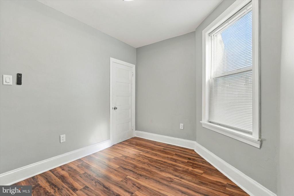 N Camac St, Philadelphia, PA 19140
