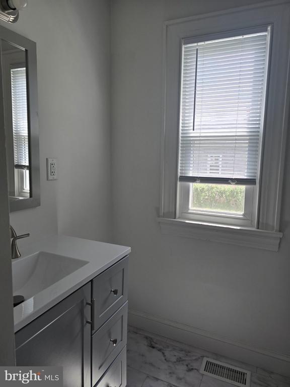Hockman Ave, Winchester, VA 22601