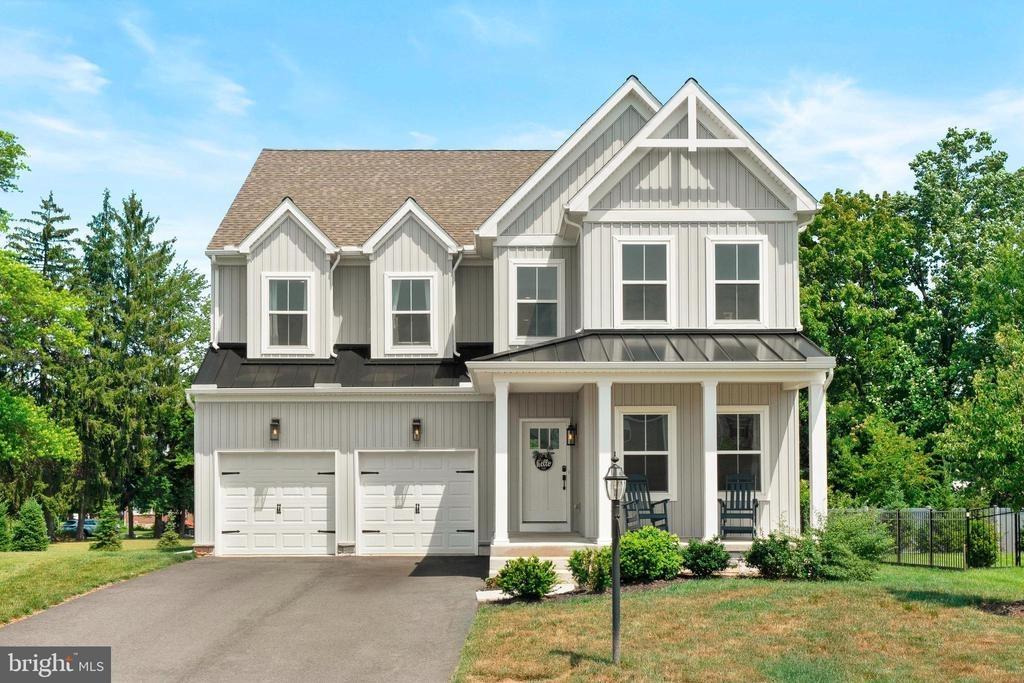 Patricia Dr, Trappe, PA 19426