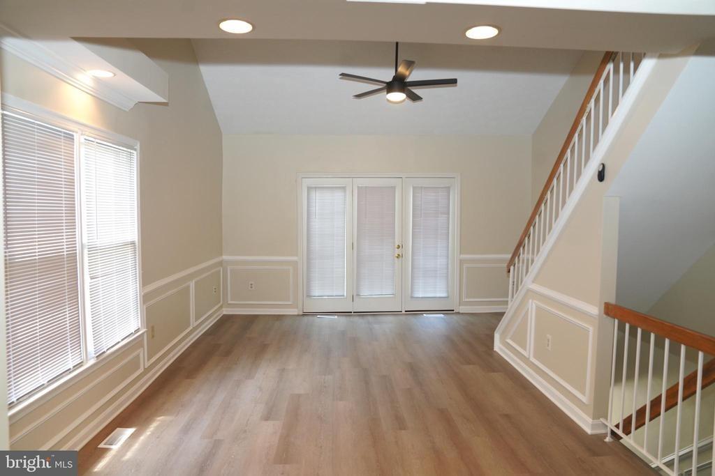 Trevino Ter, Laurel, MD 20708