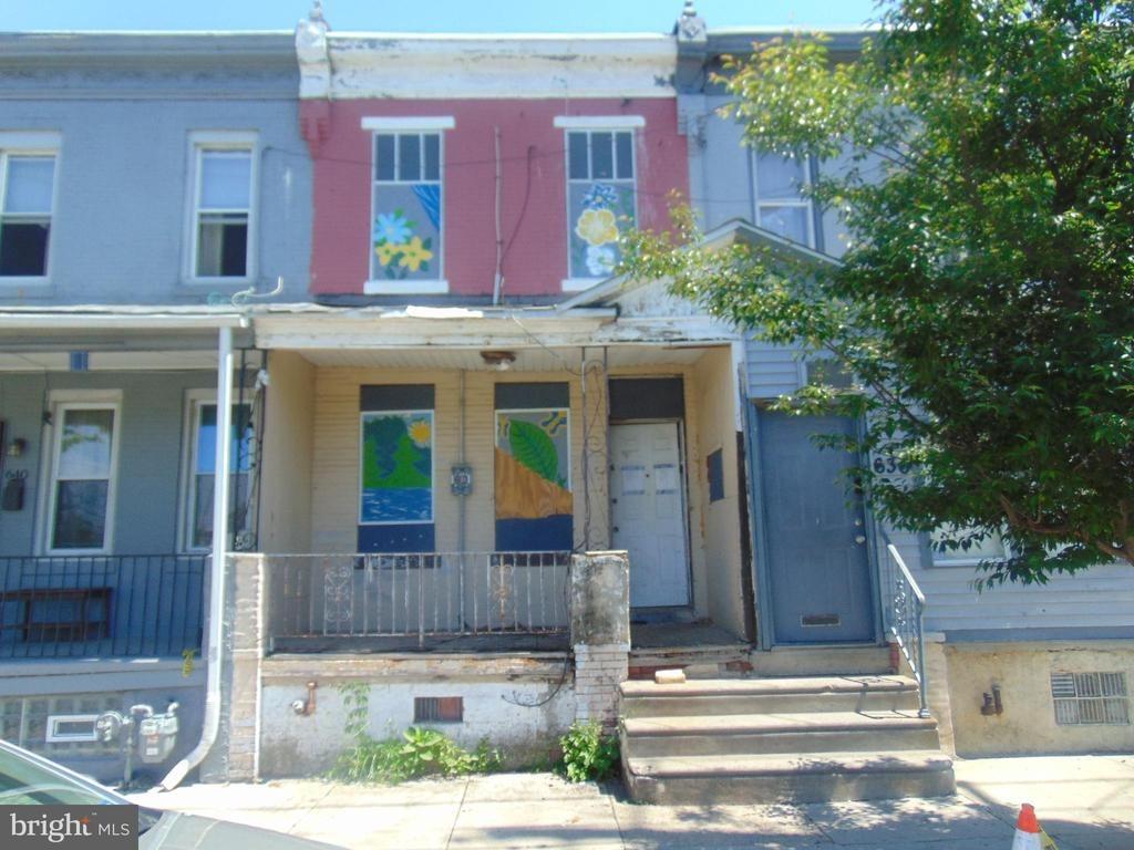 N 9th St, Camden, NJ 08102