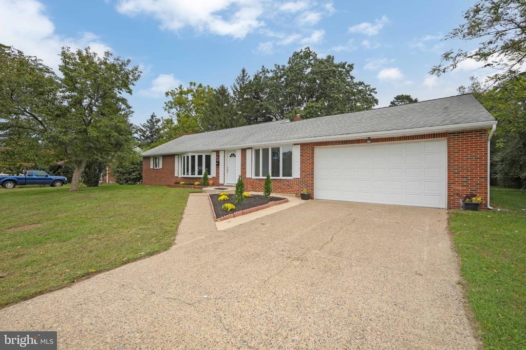 Cooper Rd, Voorhees, NJ 08043