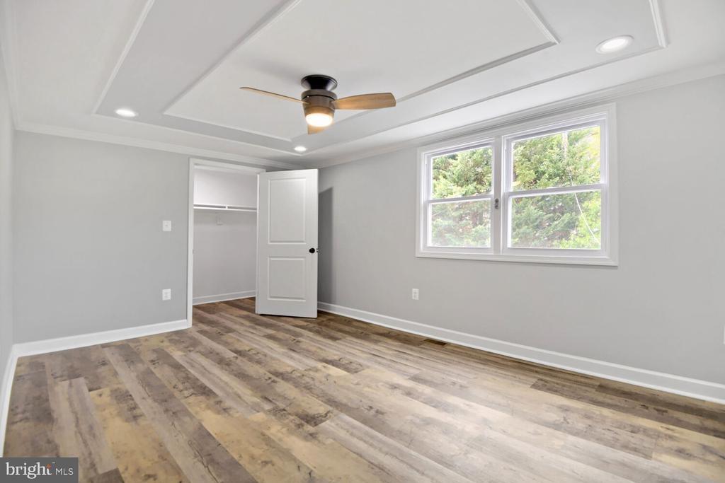 Meadow Rd, Baltimore, MD 21206